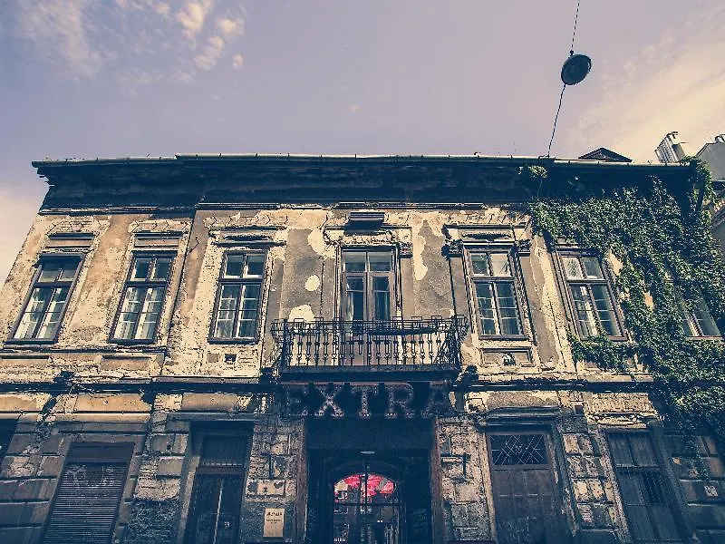 Hedonist Lodge Budapest Apartmanhotel
